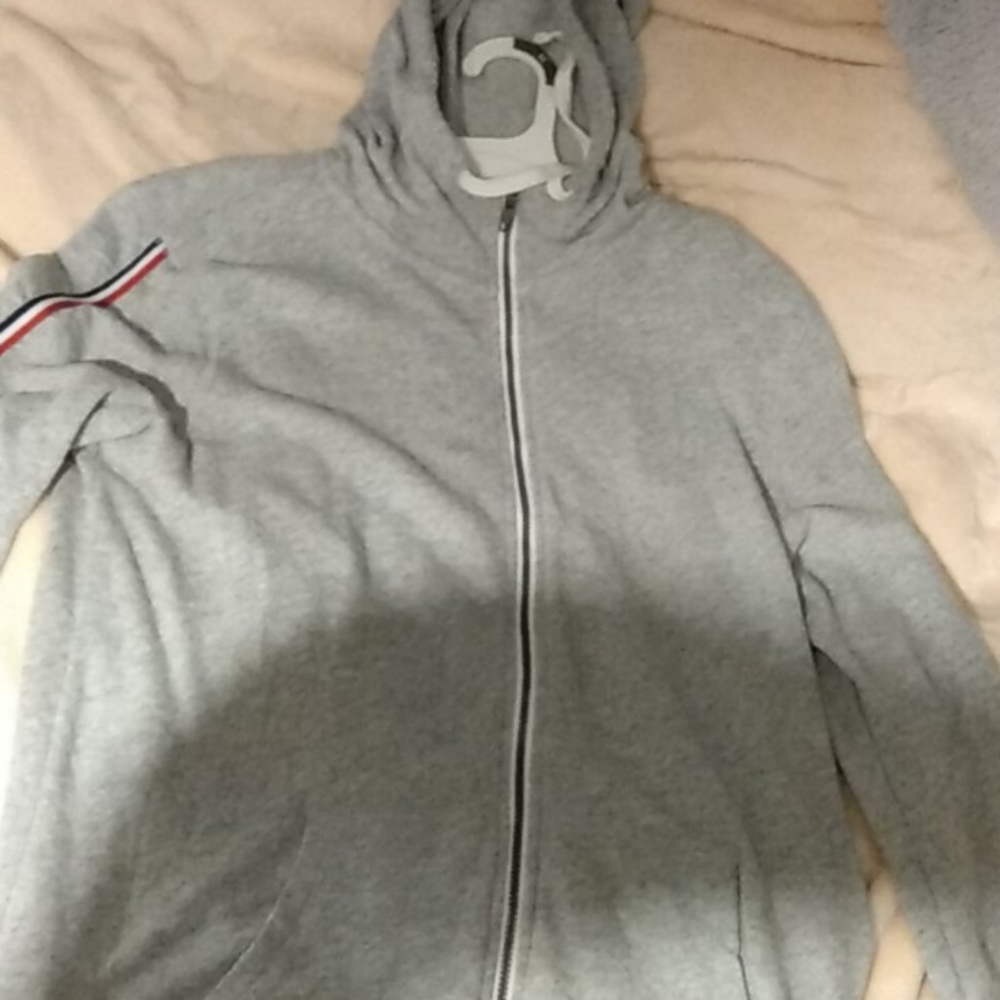 Zip up